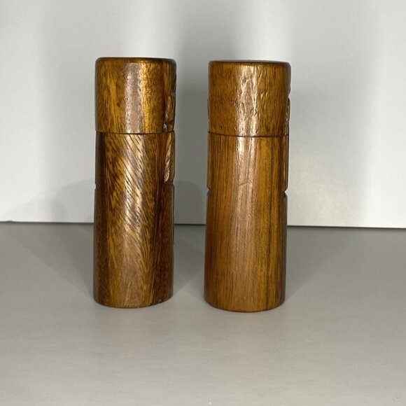 Tiki Wood, Monkey-Pod Salt & Pepper Shakers - Picture 4 of 7